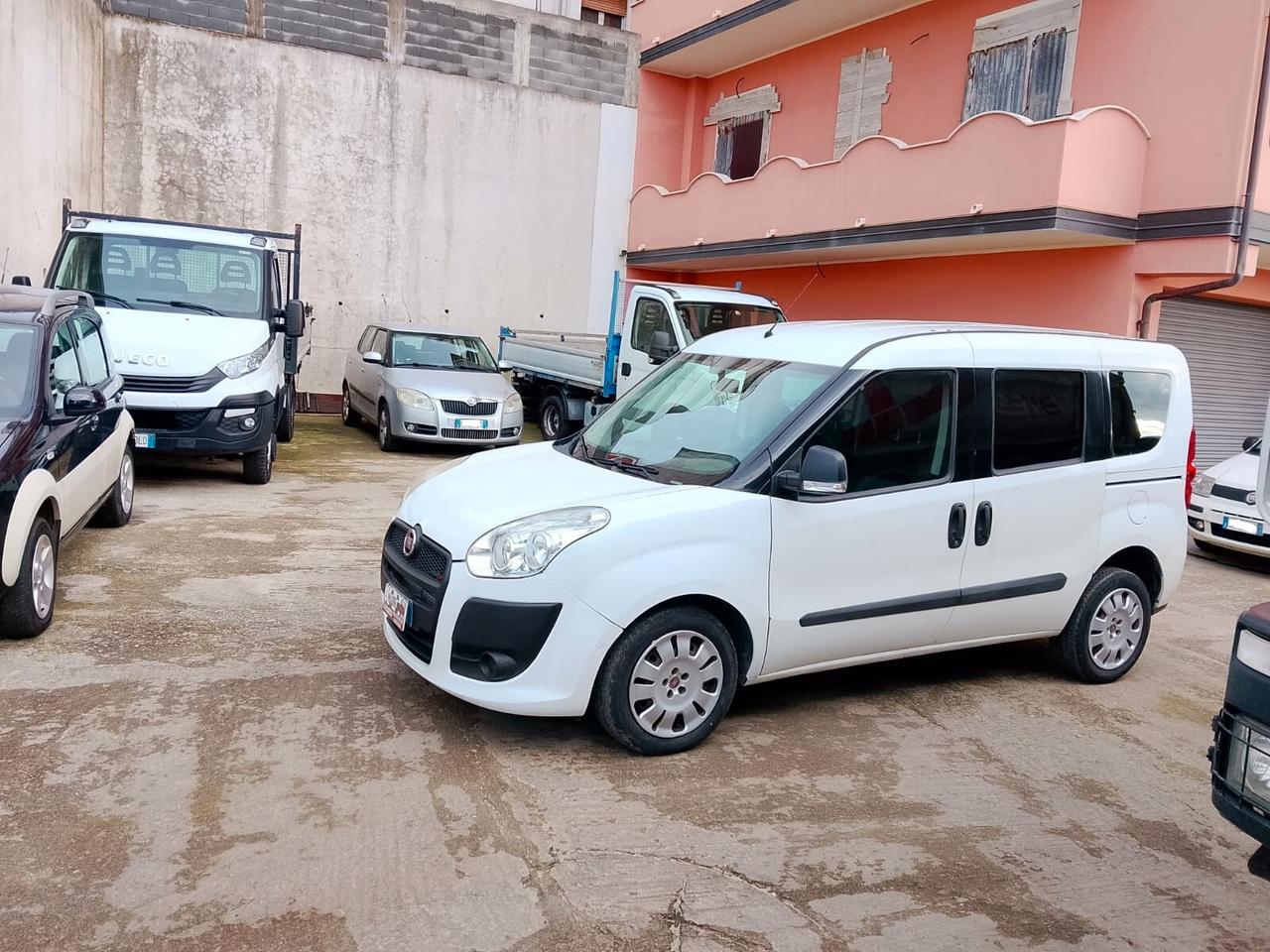 Fiat doblo' 1.6mjt 105cv autovettura 5posti