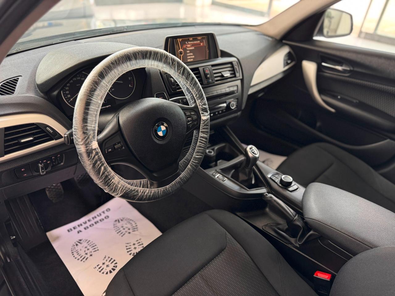 Bmw 116 116d 5p. Urban