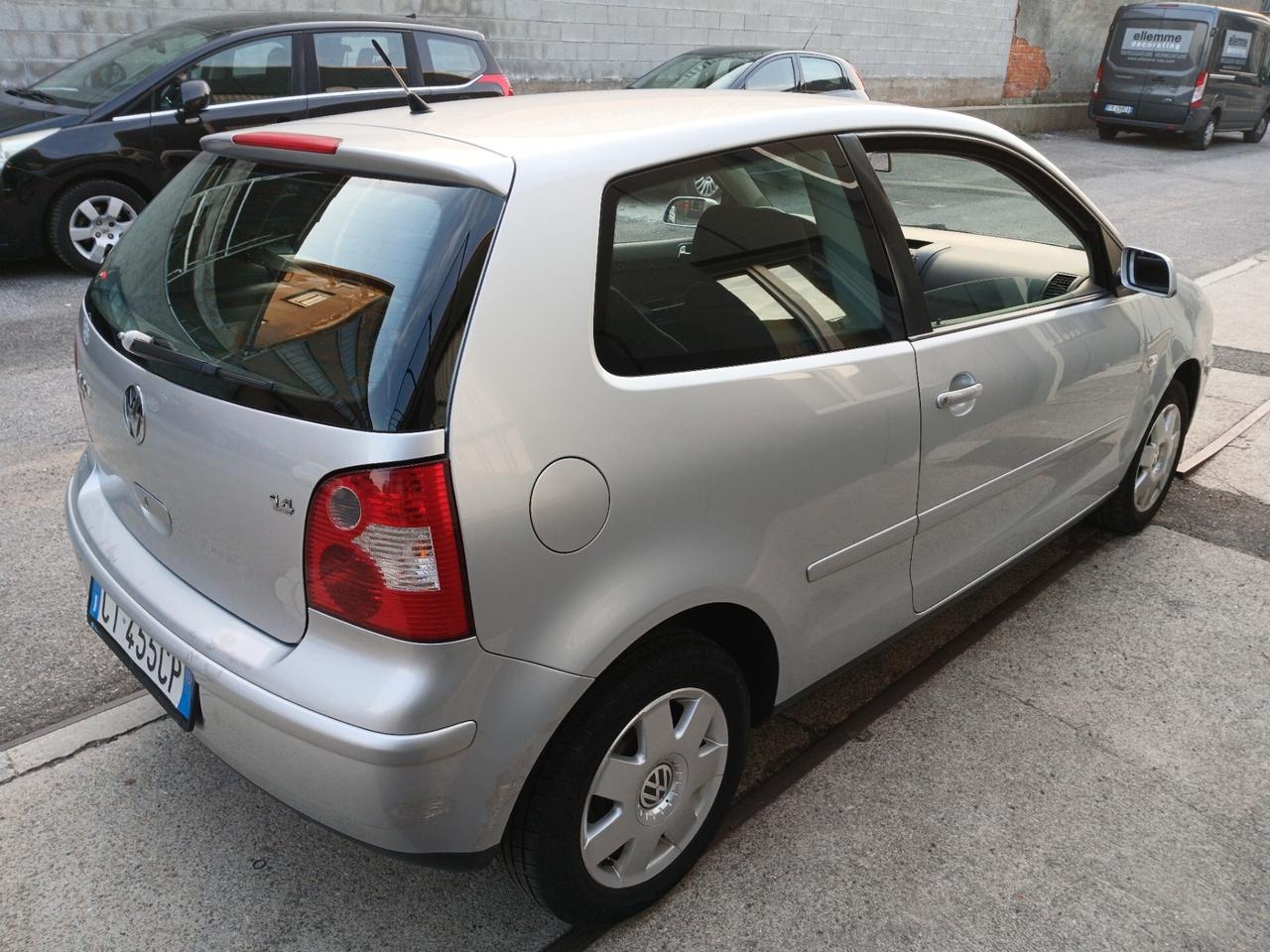 Volkswagen Polo 1.4 16V 3p. Trendline*NEOPATENTATI