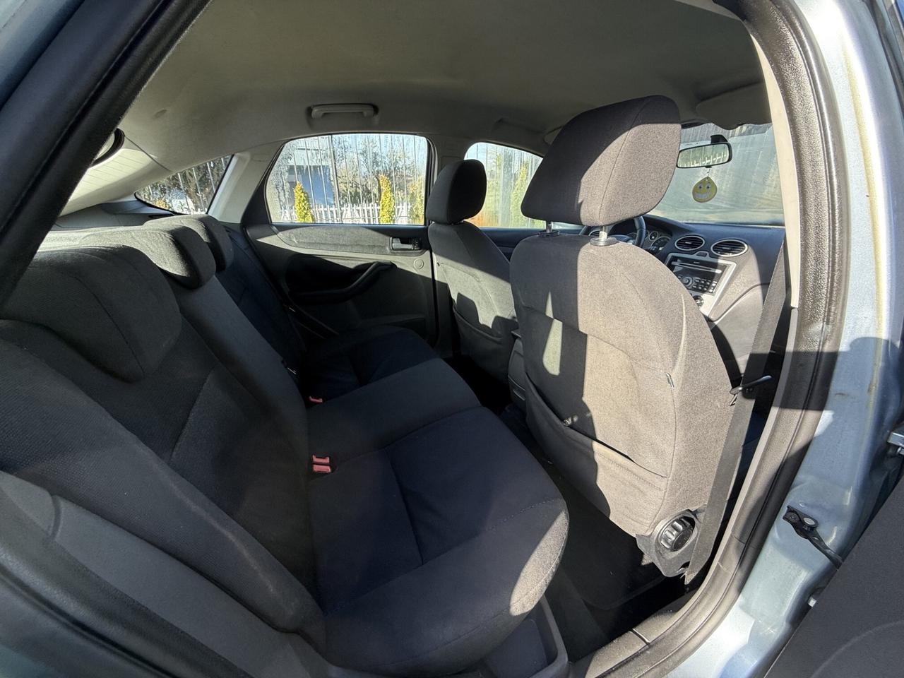 Ford Focus 1.6 TDCi 90 CV