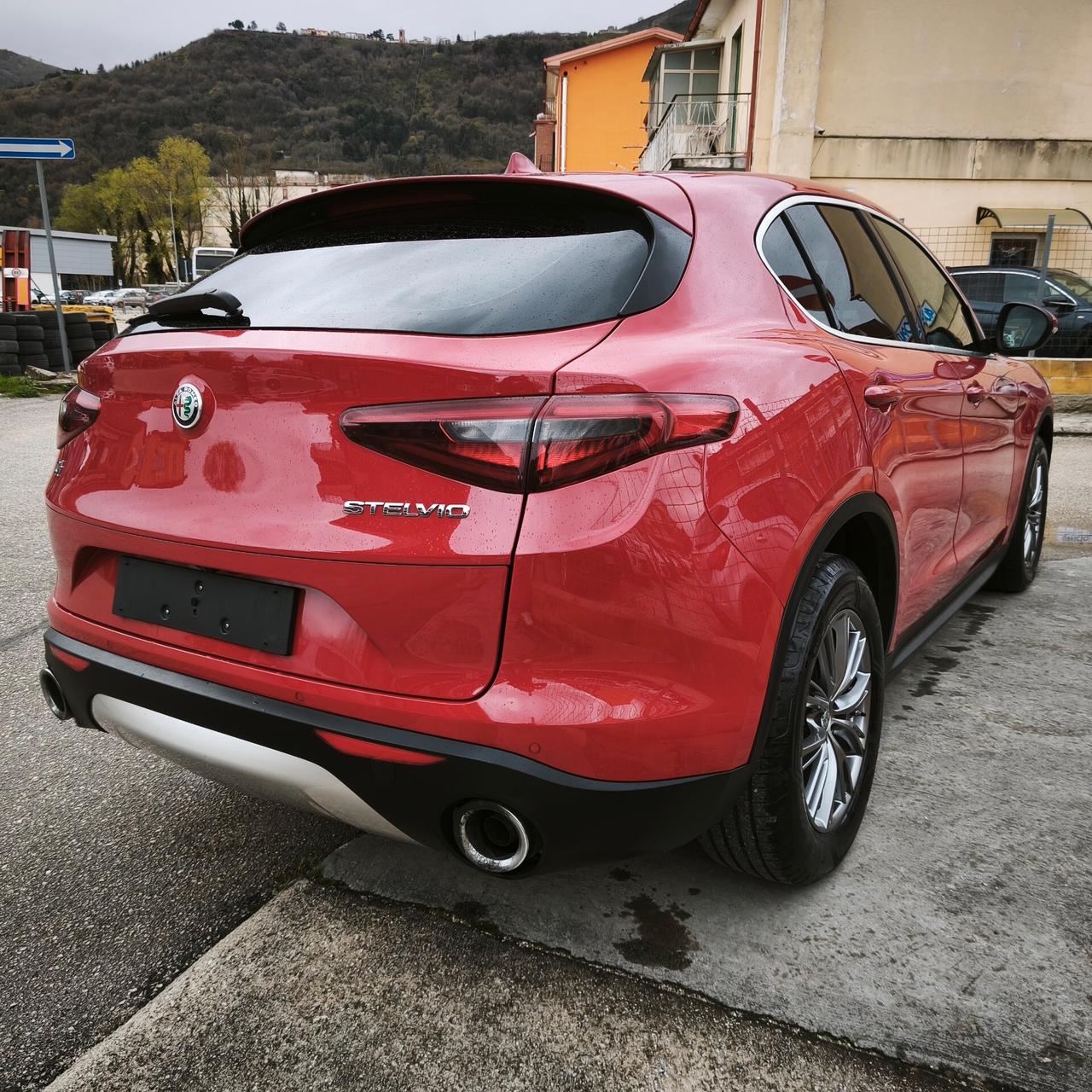 Alfa Romeo Stelvio 2.0 Turbo 280 CV AT8 Q4 First Edition