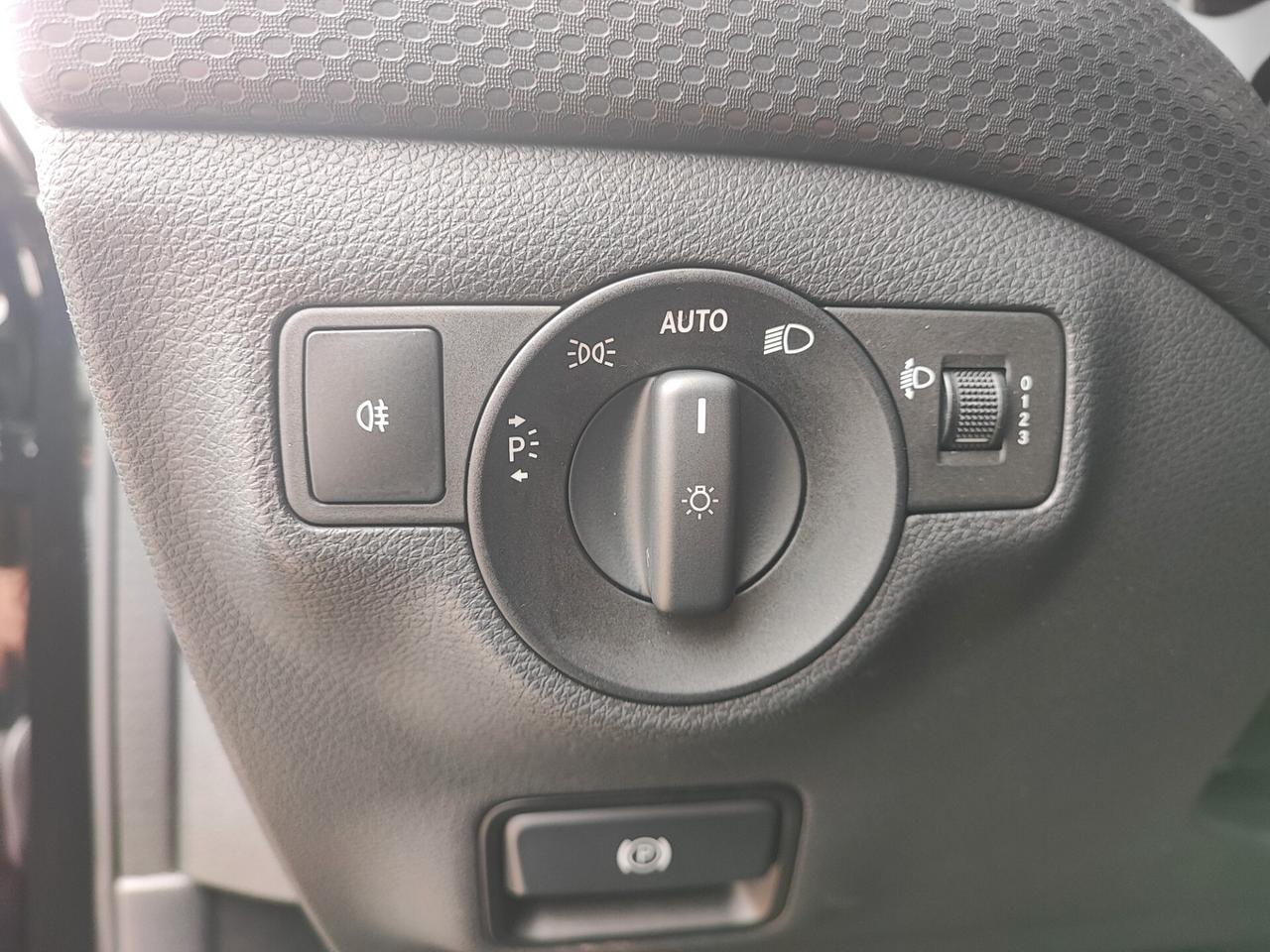 Mercedes-benz A 180 BlueEFFICIENCY Executive