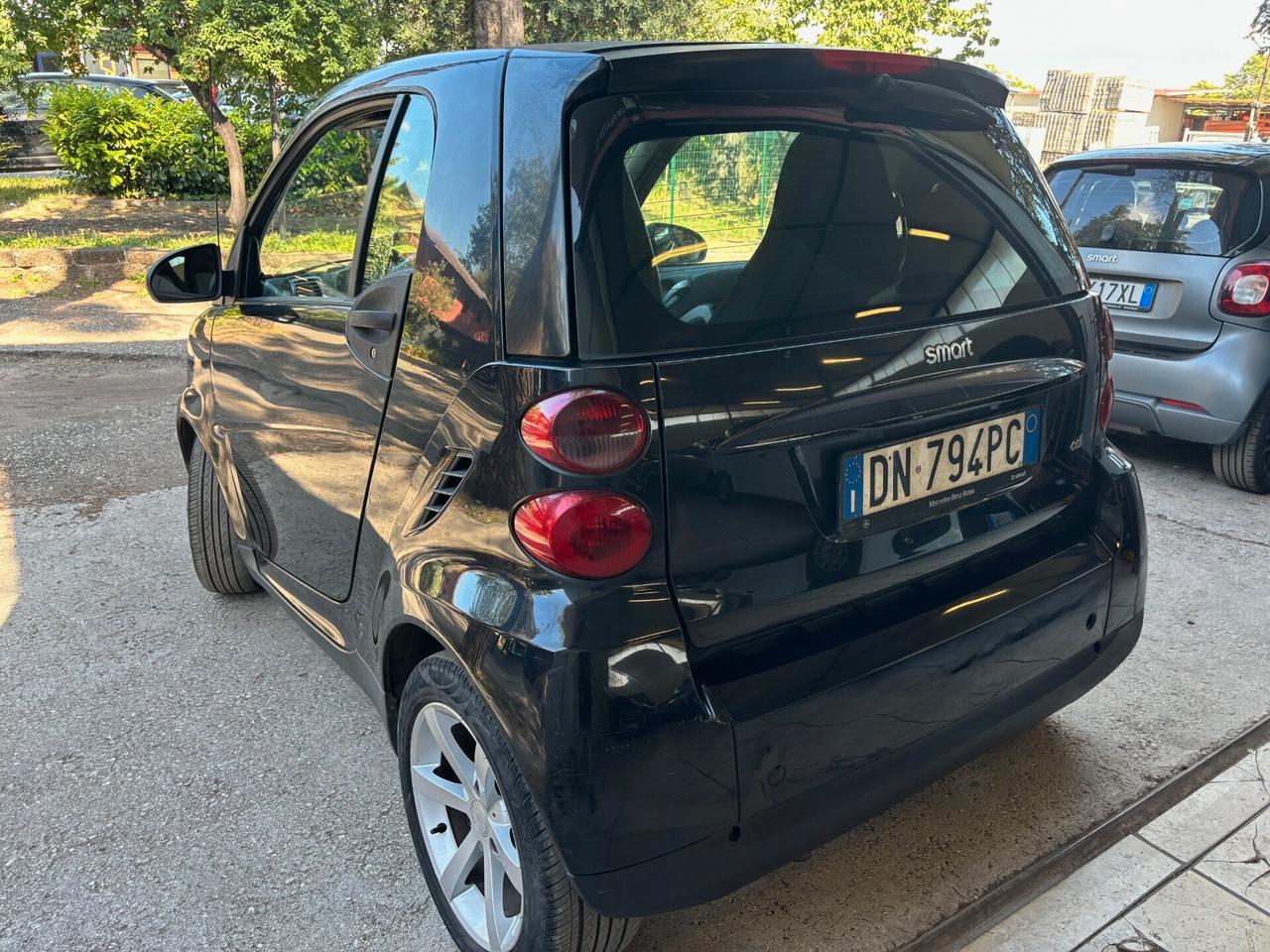 Smart ForTwo 800 neopatentati coupé pulse cdi