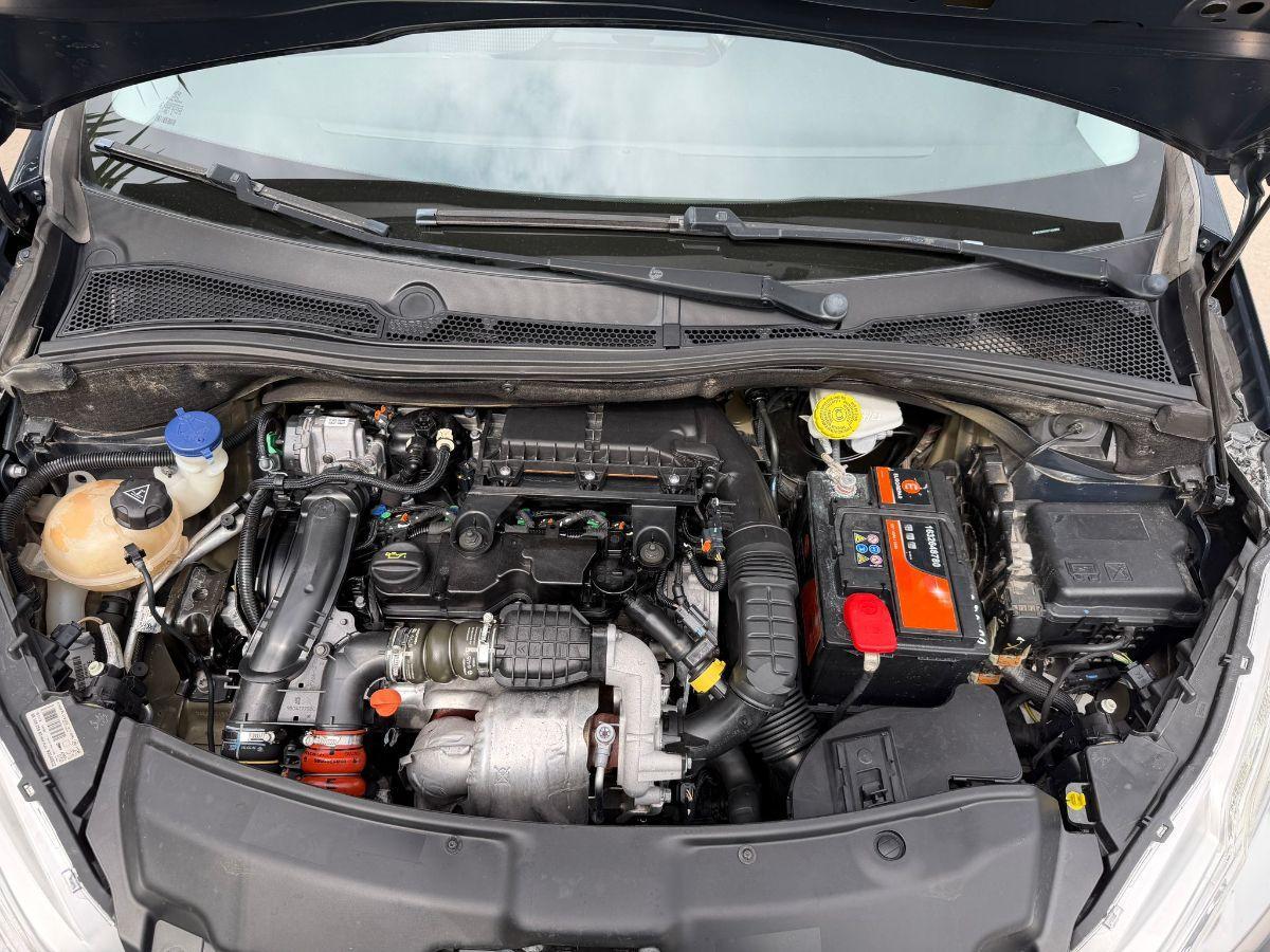 PEUGEOT - 208 - BlueHDi 100 5p. Allure