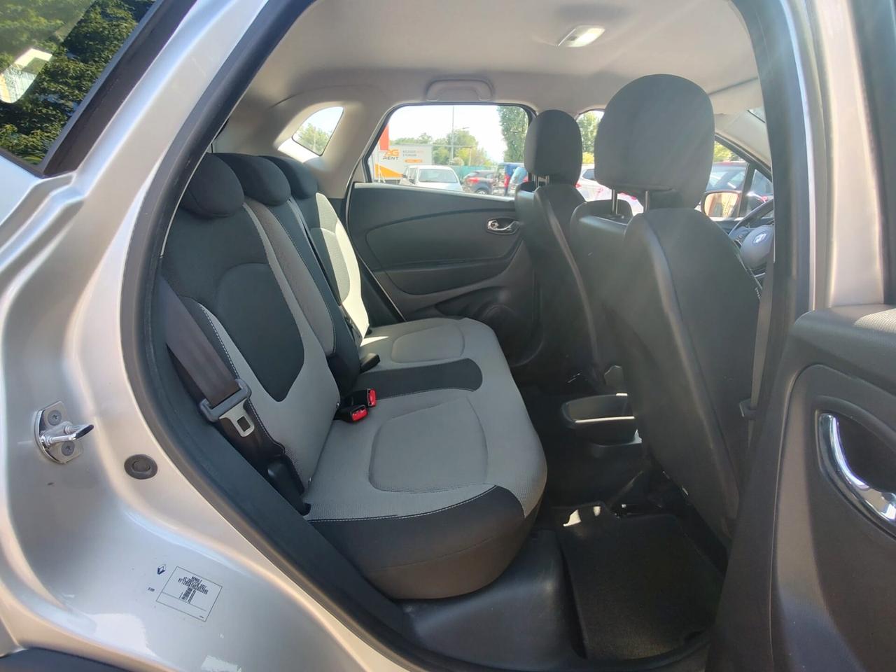 Renault Captur 0.9 TCe 12V 90 CV Start&Stop Live, VEICOLO EURO 5B, OK NEOPATENTATI, GARANZIA L.12 MESI