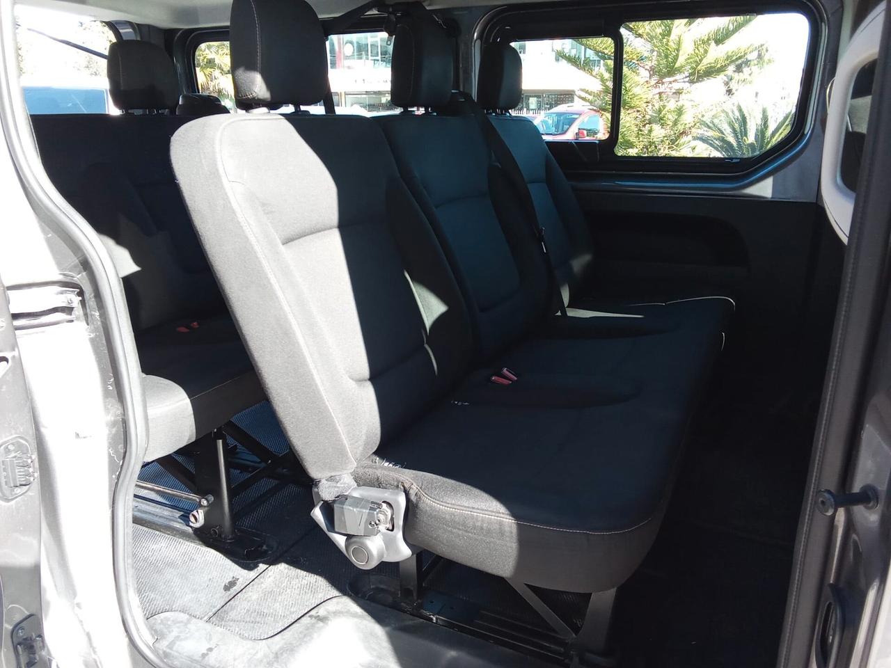 RENAULT TRAFIC 1,6 DCI 130 CV 9 POSTI L2H1