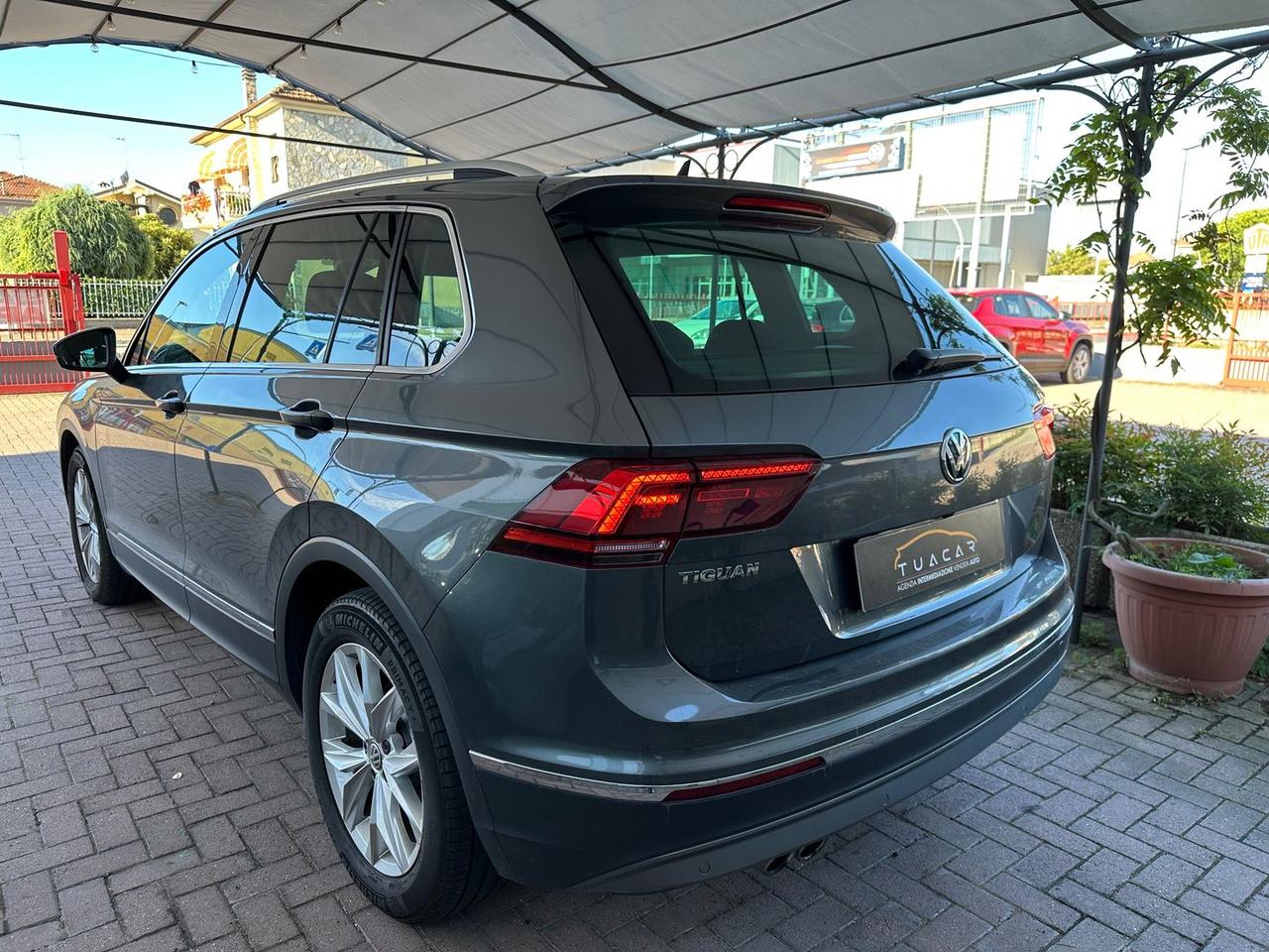 Volkswagen Tiguan Business 2.0 TDI #7045