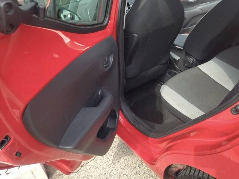 Toyota Aygo 1.0 VVT-i 69 CV 5 porte x-play TSS MMT