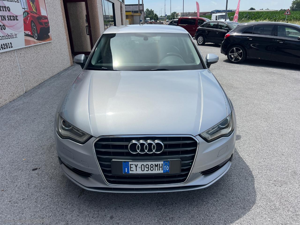 AUDI A3 Sedan 1.6 TDI clean diesel Ambition STUPENDA