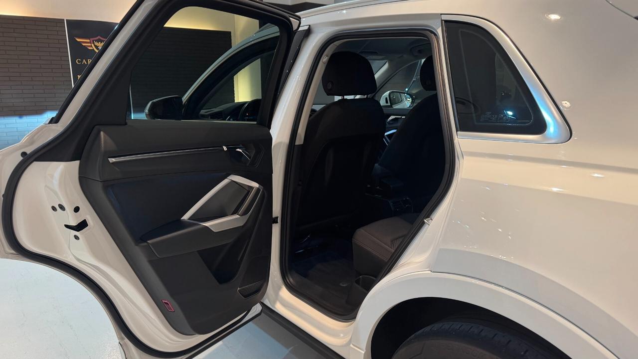 AUDI Q3 TDI S-TRONIC S - LINE EDITION 150CV - 2019