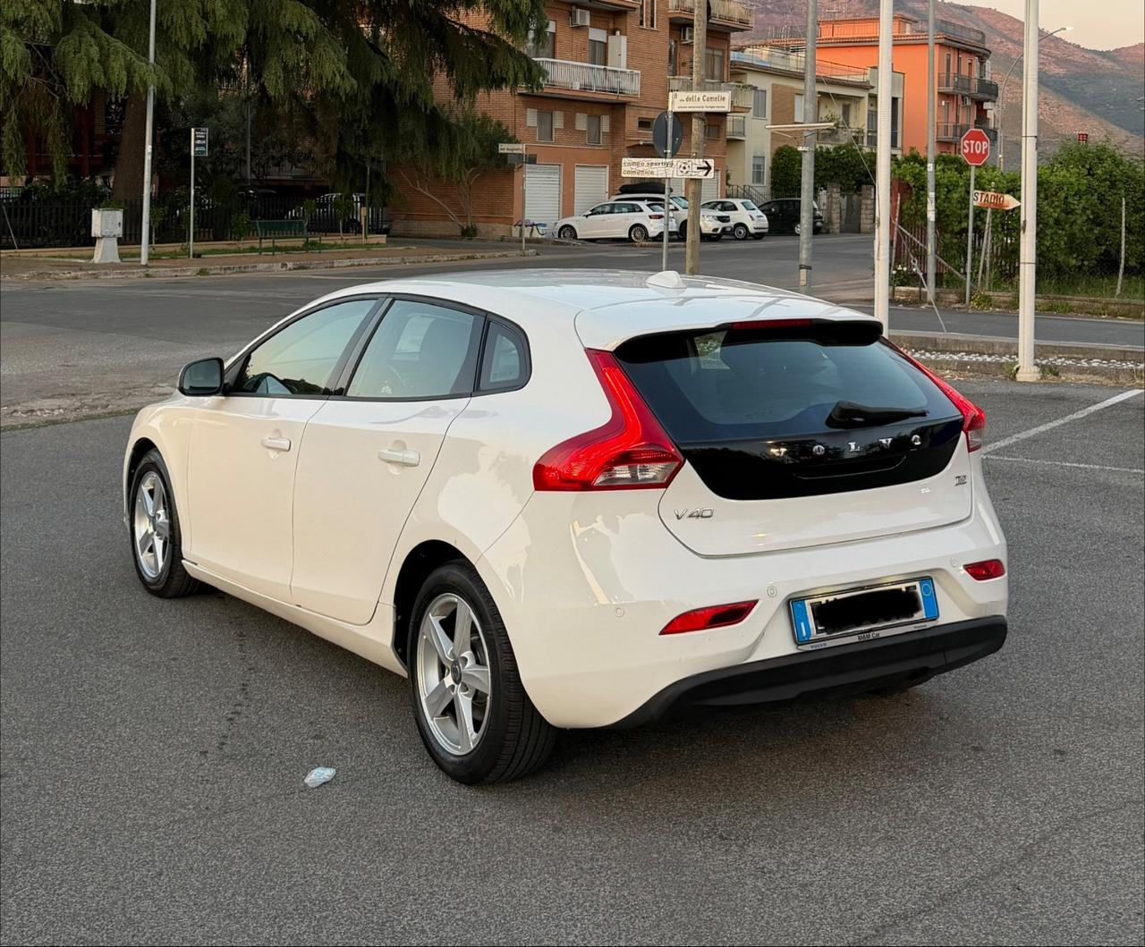 Volvo V40 D2 1.6