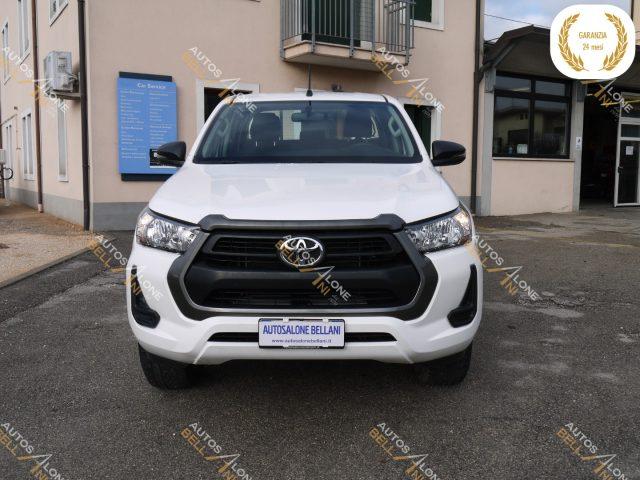 TOYOTA Hilux 2.4 D-4D 4WD 4 porte Double Cab Comfort (iva escl)