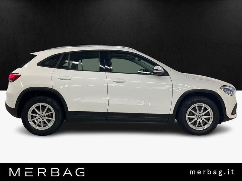 Mercedes-Benz GLA 180 d Automatic Business Extra
