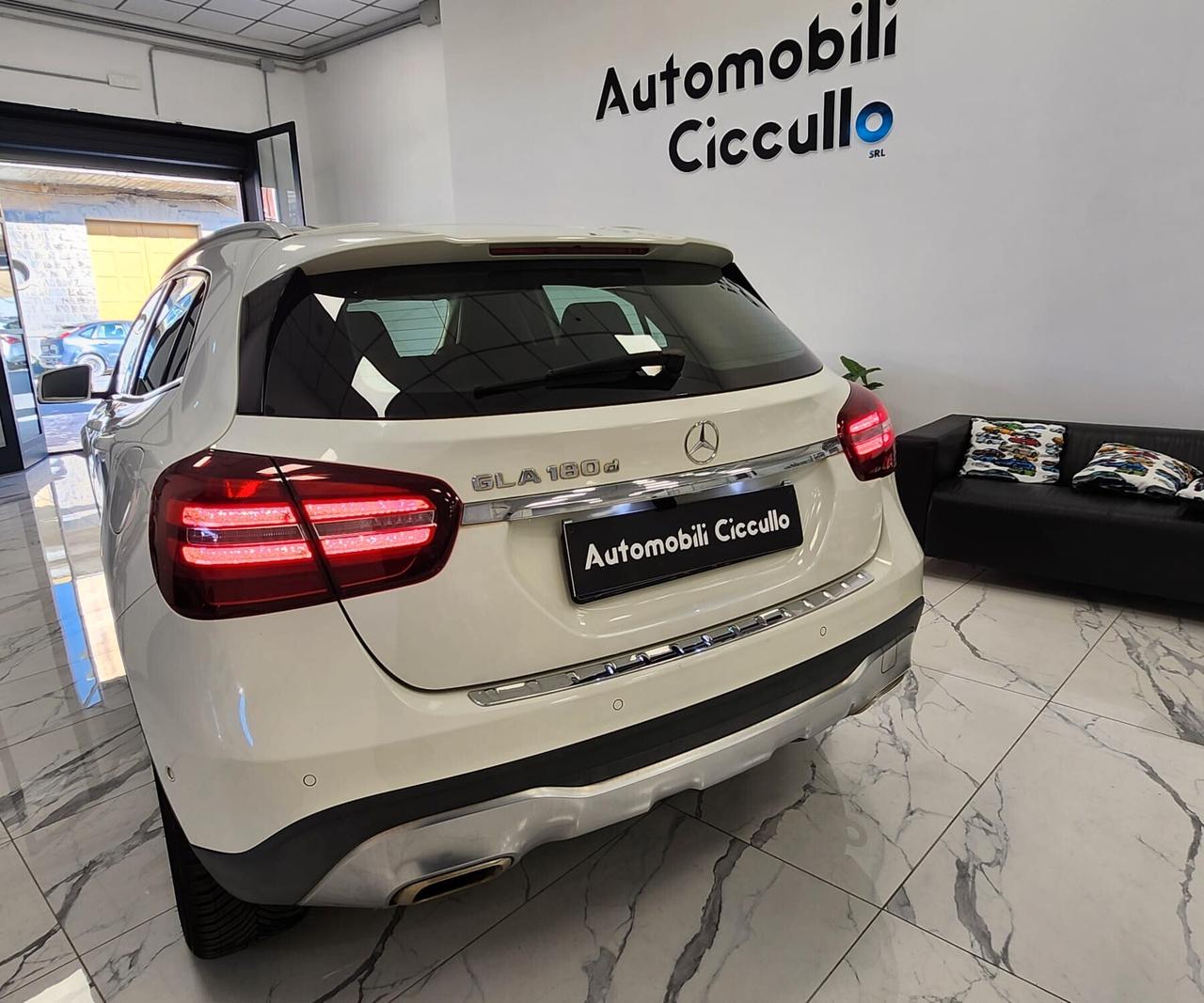 Mercedes-benz GLA 180 d Premium