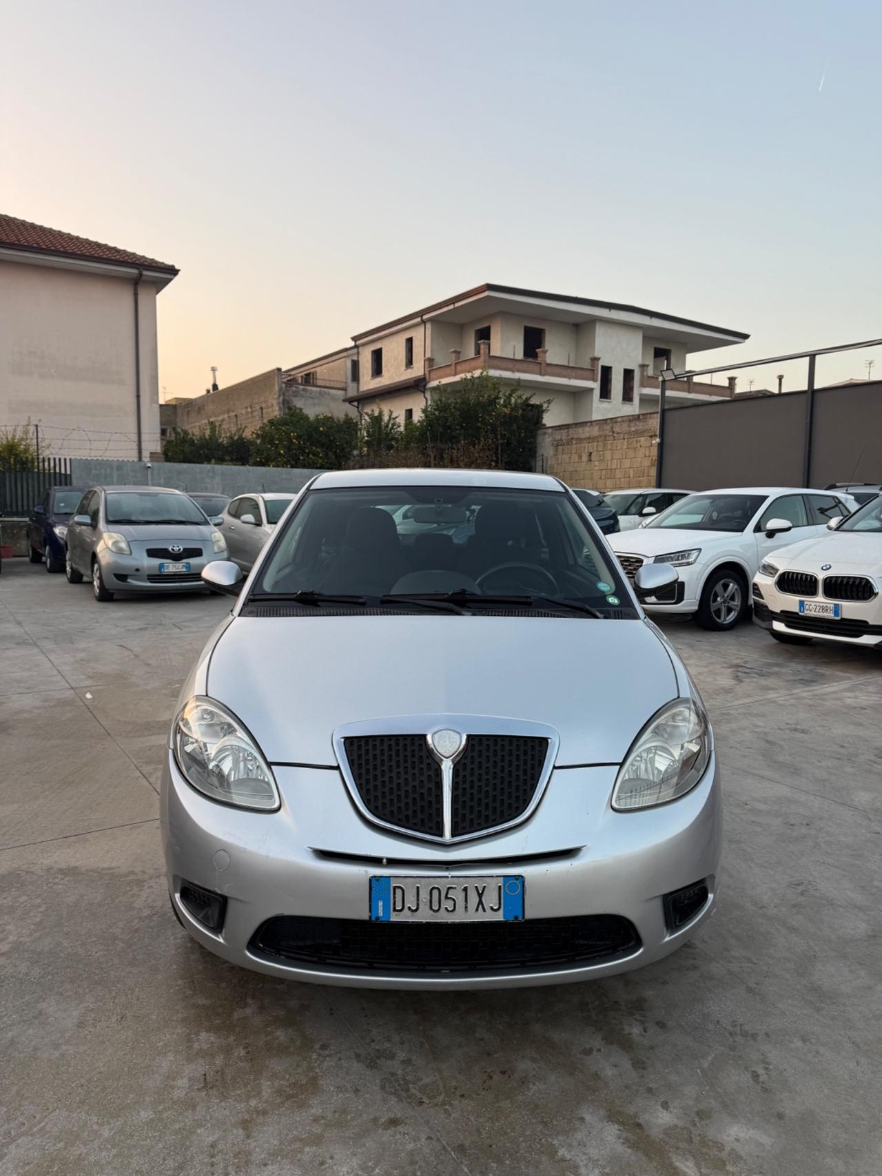 Lancia Ypsilon 1.2 Argento