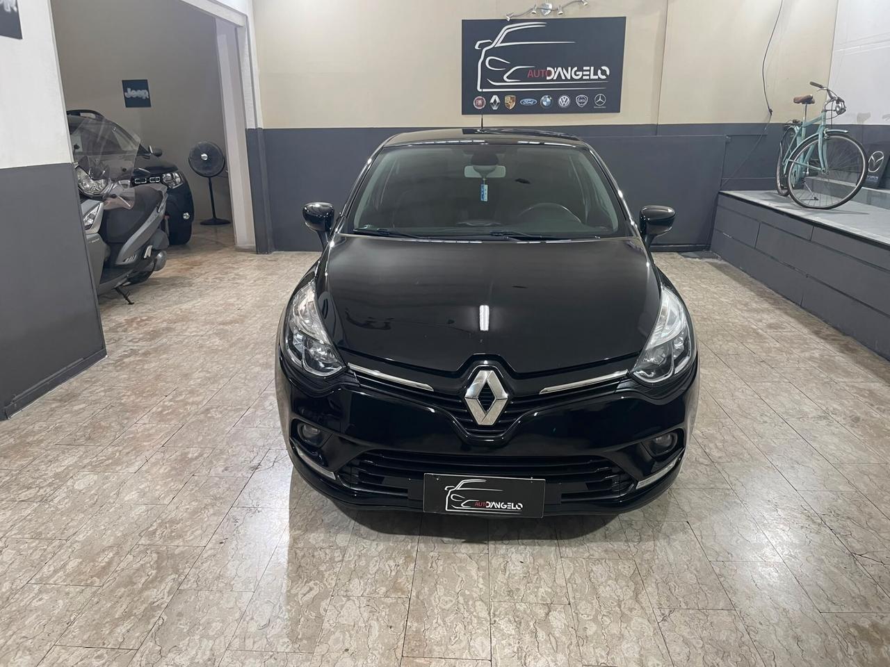 Renault Clio dCi 8V 75 CV Start&Stop 5 porte Energy Duel
