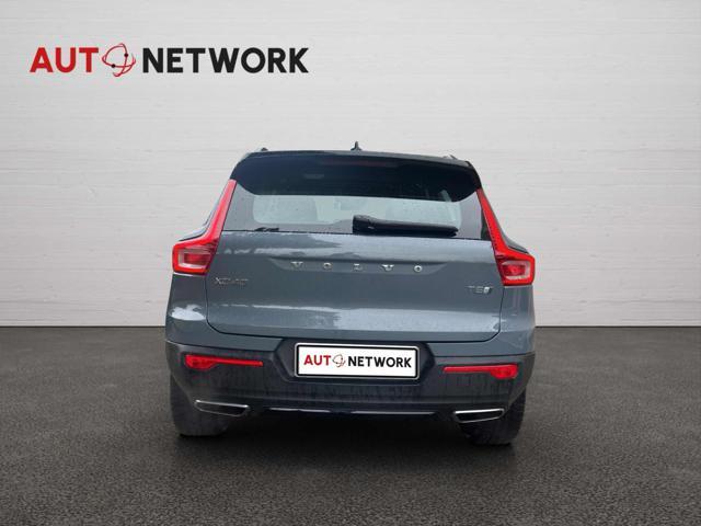 VOLVO XC40 T5 Recharge Plug-in Hybrid R-design