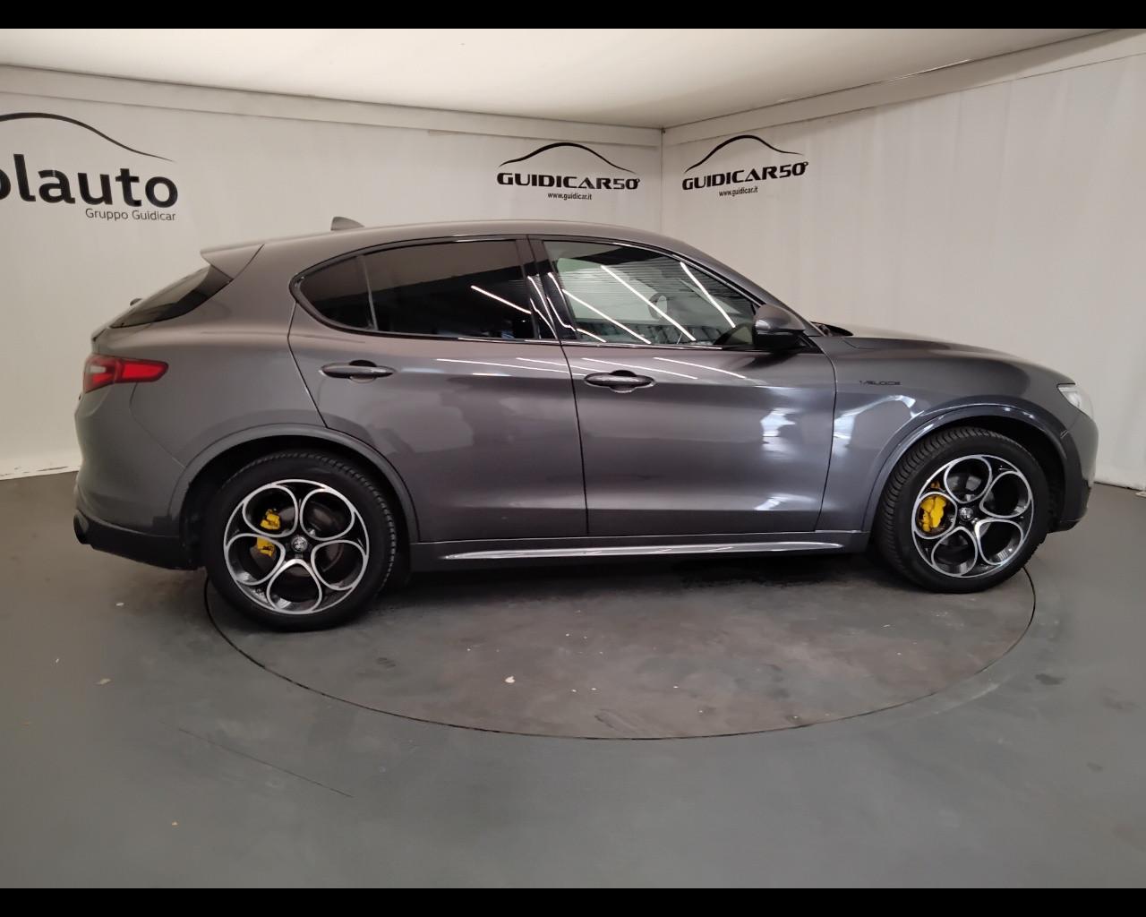 ALFA ROMEO Stelvio 2017 - Stelvio 2.2 t Executive Q4 210cv auto my19