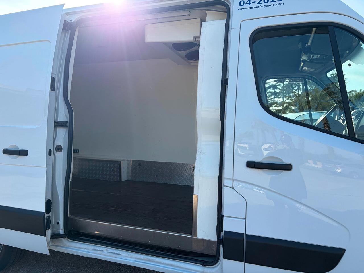 Renault Master T33 2.3 dCi/130 CV FRIGO (FNAX)