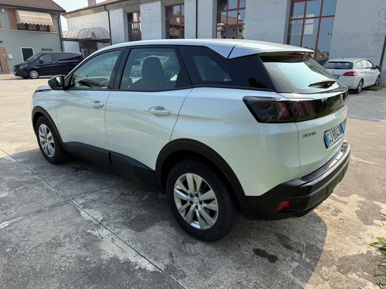 Peugeot 3008 BlueHDi 130 S&S EAT8 Allure Pack