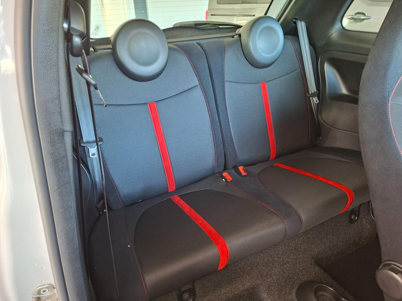 Abarth 500 1.4T CINGHIA FATTA / XENON / SENSORI