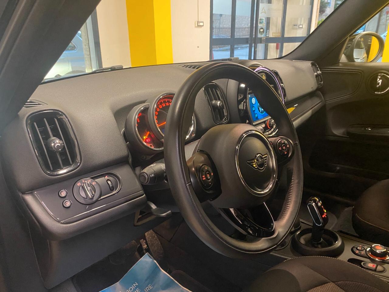 Mini Cooper D Countryman Mini 1.5 One D Business Countryman Automatica