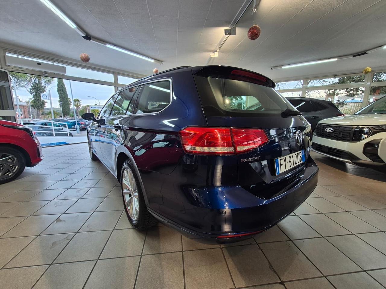 Volkswagen Passat Variant 1.6 TDI SCR DSG Business BMT