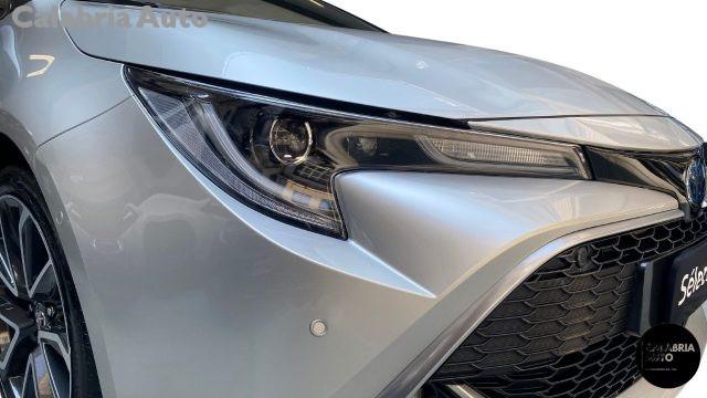 TOYOTA Corolla 2.0 Hybrid Lounge