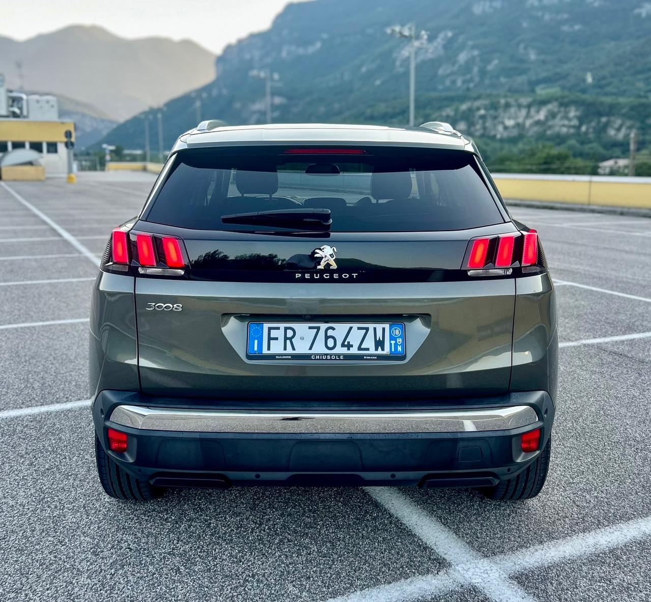 Peugeot 3008 BlueHDi S&S Allure 117.000km 2018