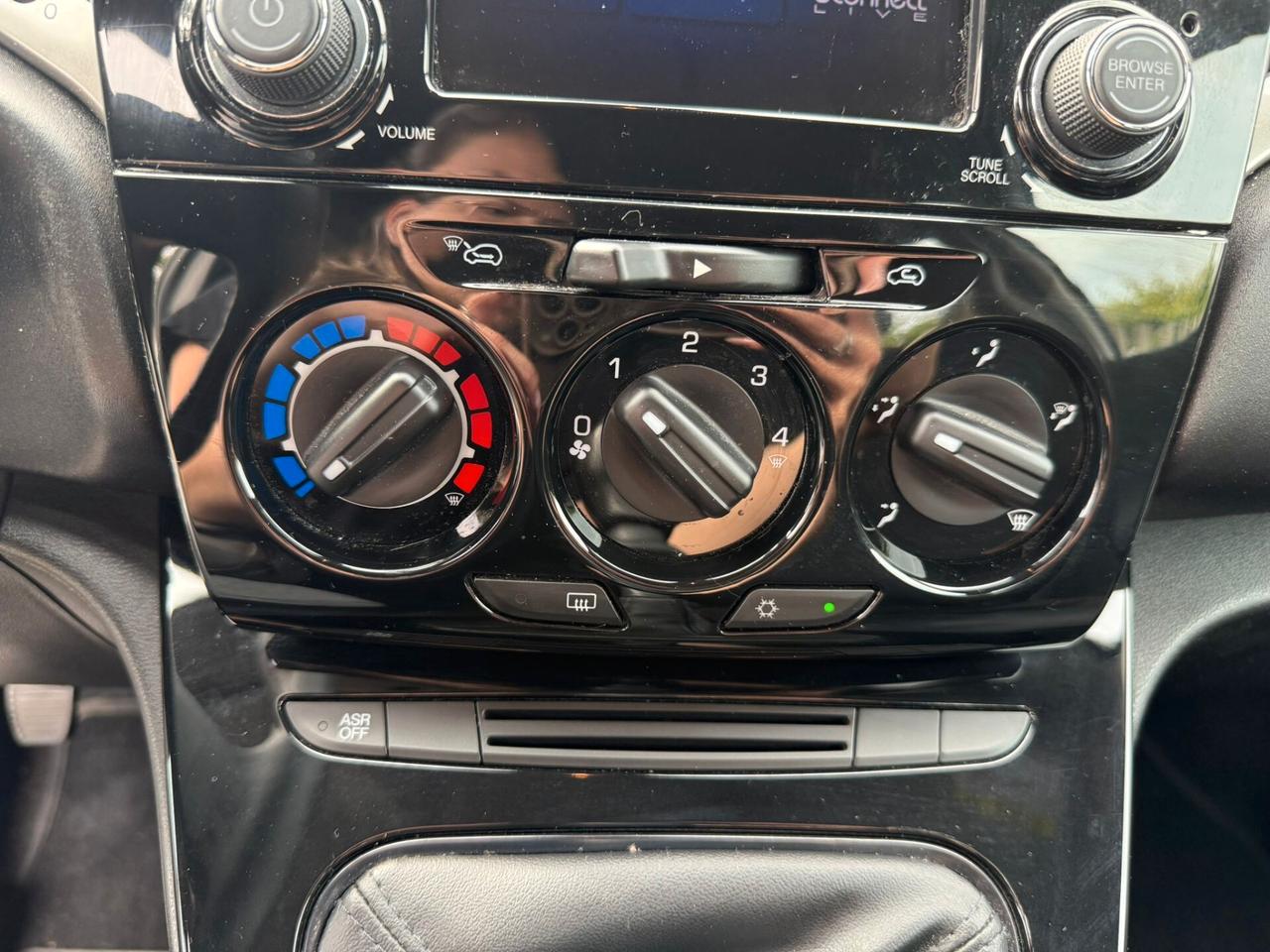Lancia Ypsilon 1.2 69 CV 5 porte S&S Platinum NEOPATENTATI OK