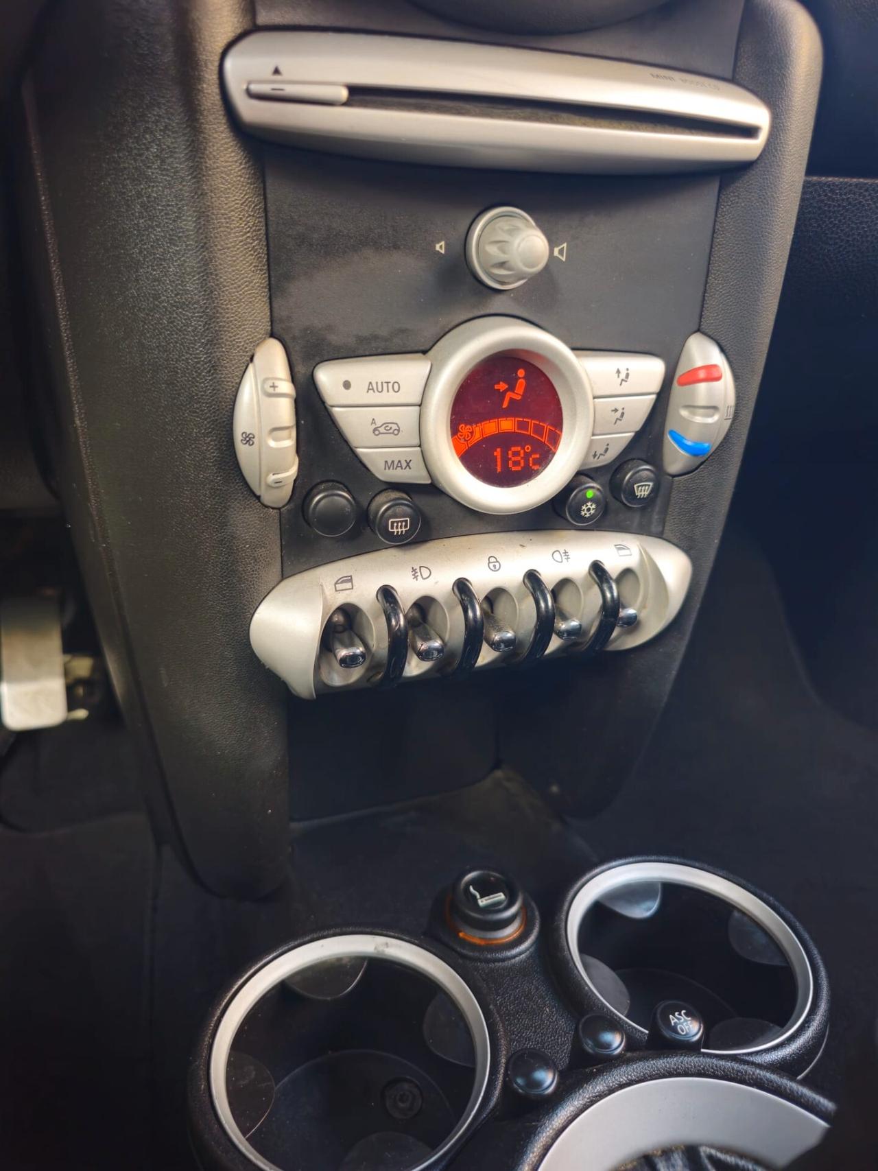 Mini 1.6 16V Cooper Chili