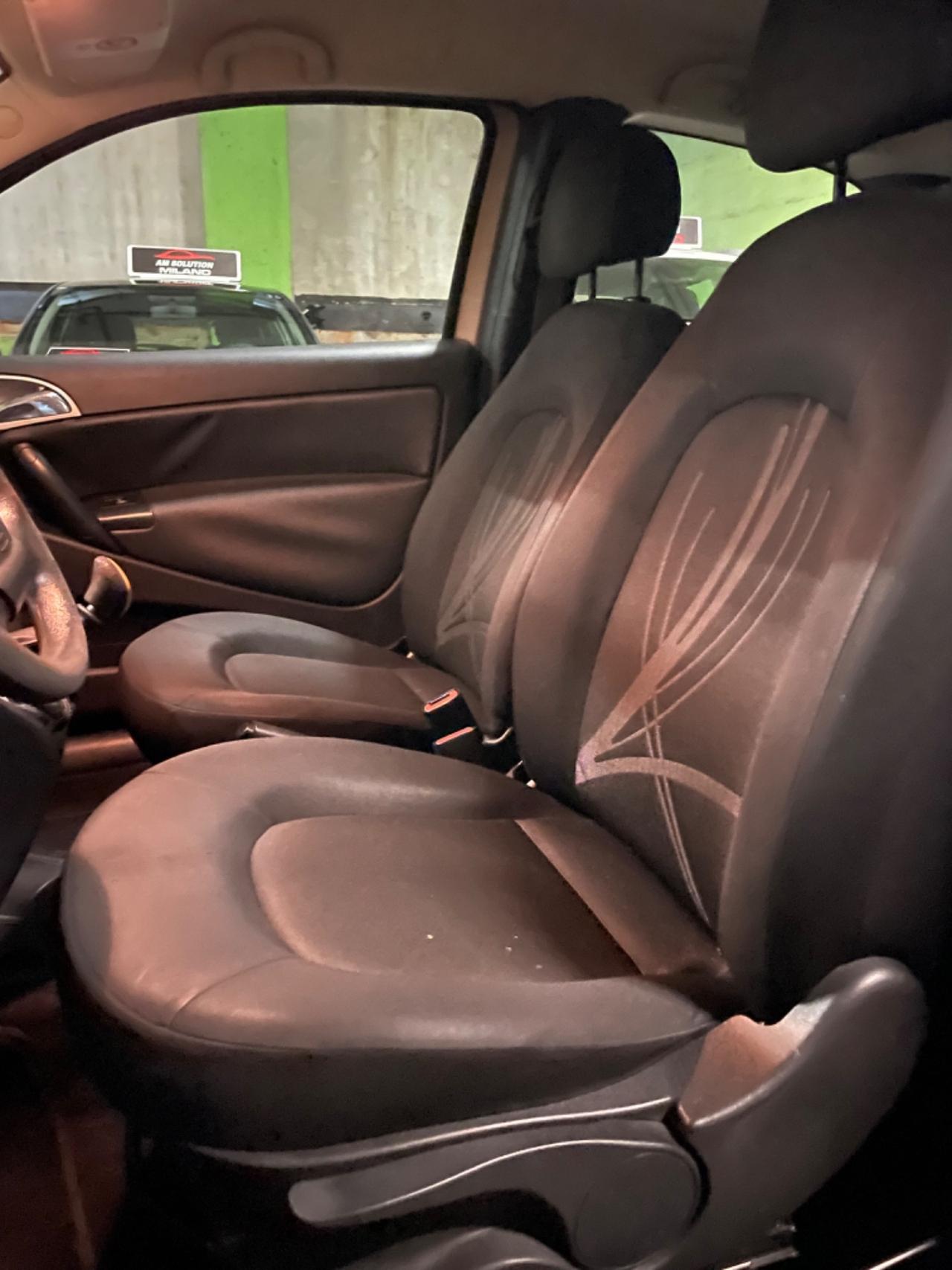 Lancia Ypsilon 1.2 Neopatentati Euro 5