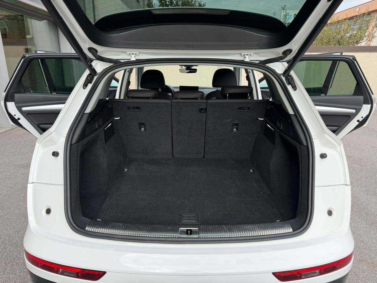 Audi Q5 40 2.0 TDI 204 CV quattro S tronic Business Advanced