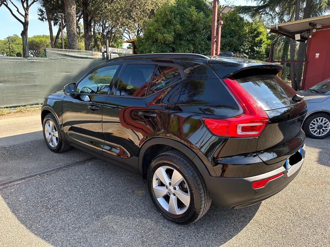 Volvo XC40 D3 AWD Geartronic Momentum kamera *promo*
