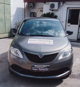 Lancia Ypsilon 1.2 69 CV 5 porte Platinum