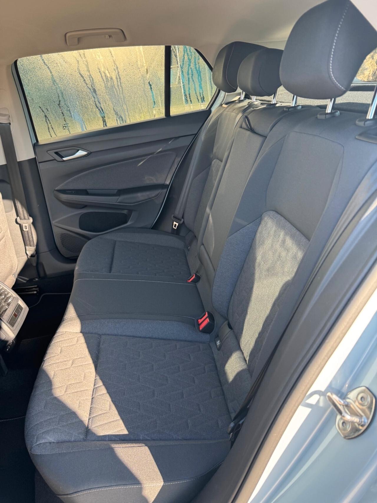 Volkswagen Golf 1.5 TSI eHybrid DSG Edition Plus possibilità noleggio no scoring