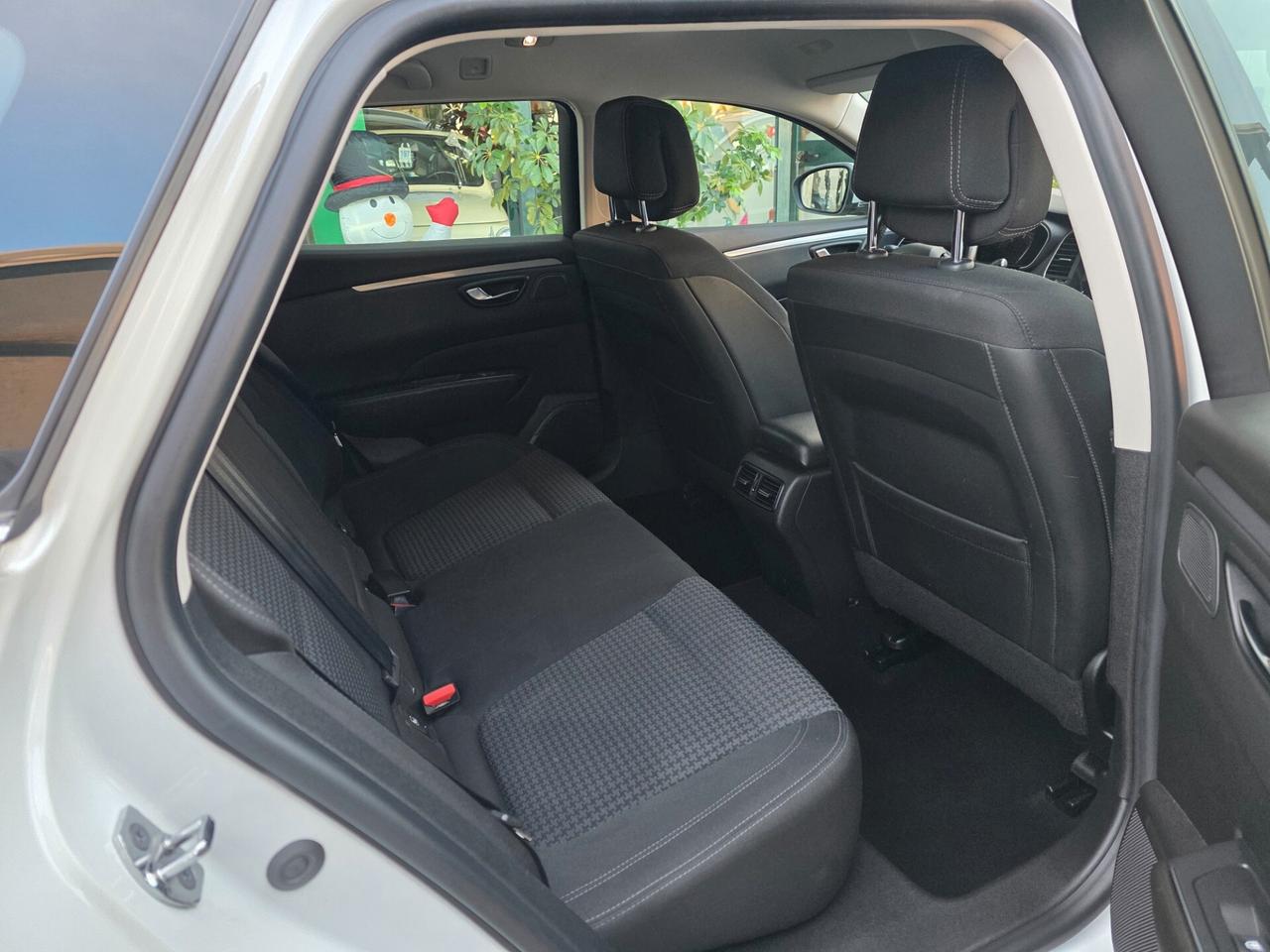 Renault Talisman Sporter Blue dCi 160 CV EDC Business