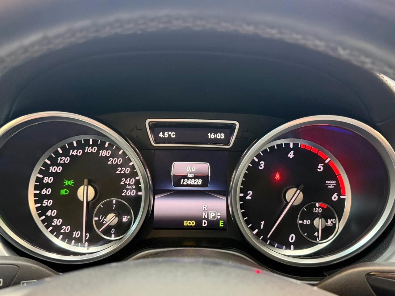 Mercedes-benz ML 250 BlueTEC 4Matic Premium Edition 16