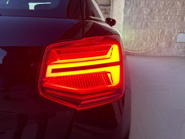 AUDI Q2 30 TDI S tronic Business Plus