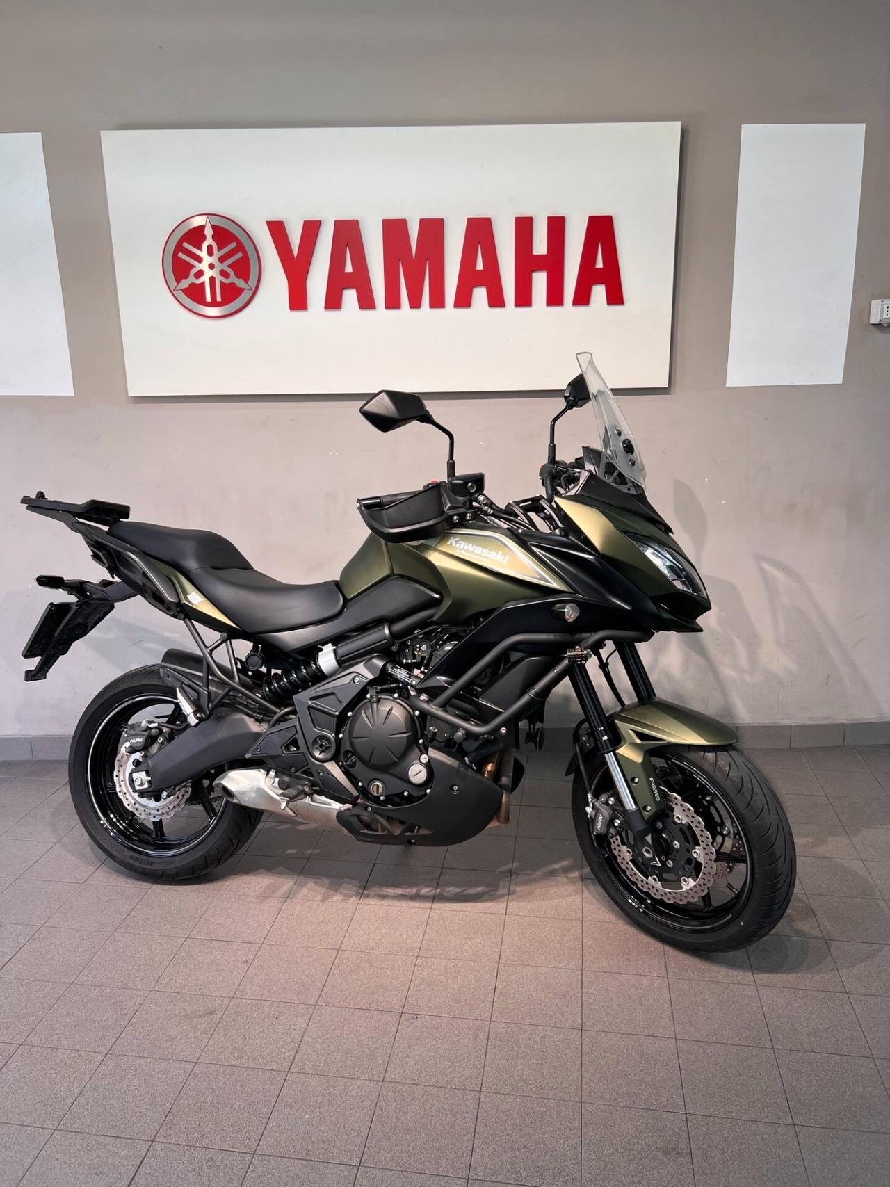 Kawasaki Versys 650 green line