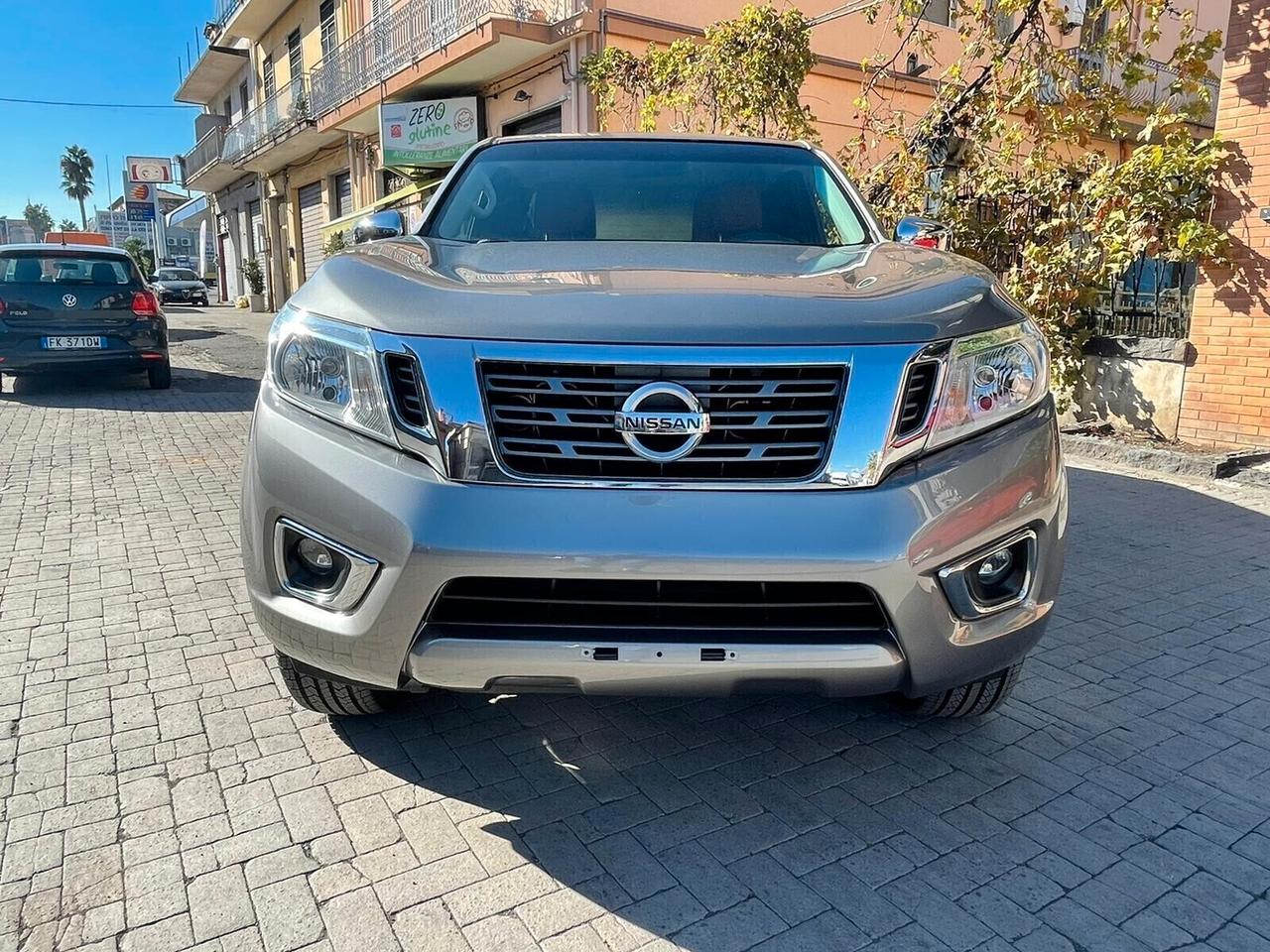 Nissan Navara 2.3 dCi 4WD King Cab N-Connecta HARD TOP