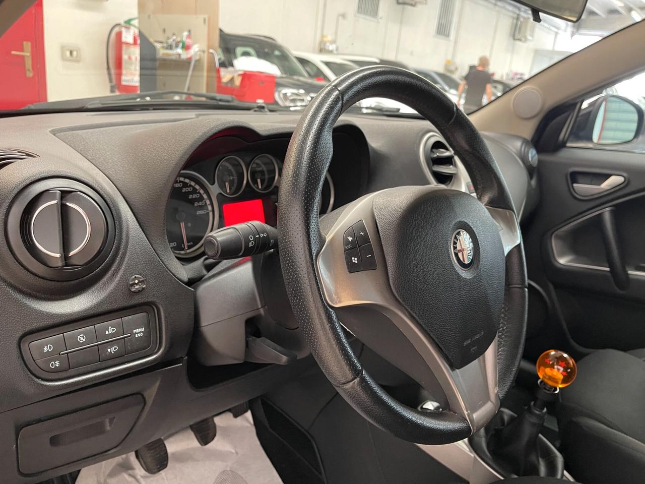 Alfa Romeo MiTo Distinctive 1.4 105cv-Ok Neopatentati-LEGGI SOTTO