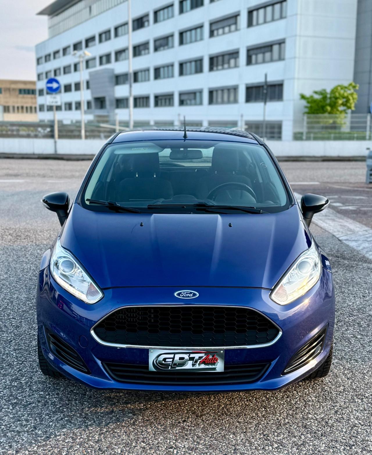 Ford Fiesta 1.5 TDCi 95CV 3 porte Black & White Edition