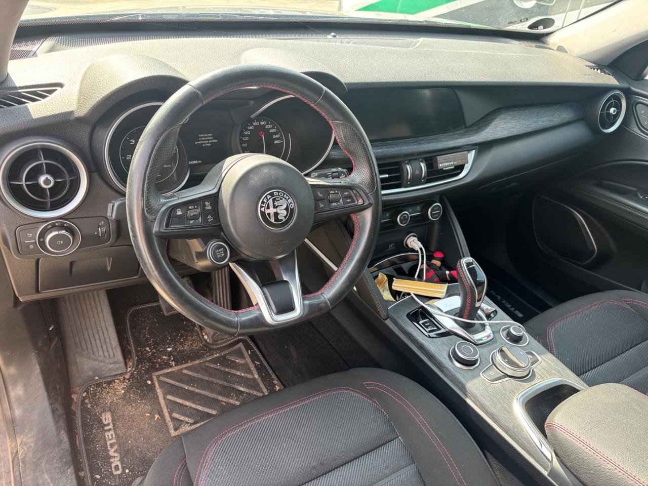 Alfa Romeo Stelvio 2.2 Turbodiesel 190 CV AT8 Q4 Business