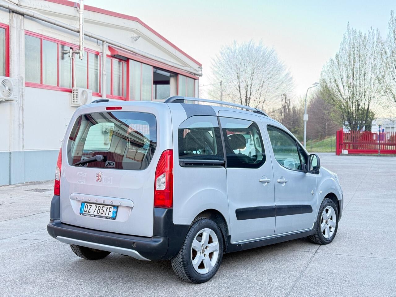 Peugeot Partner Tepee 1.6 HDi 90CV Premium