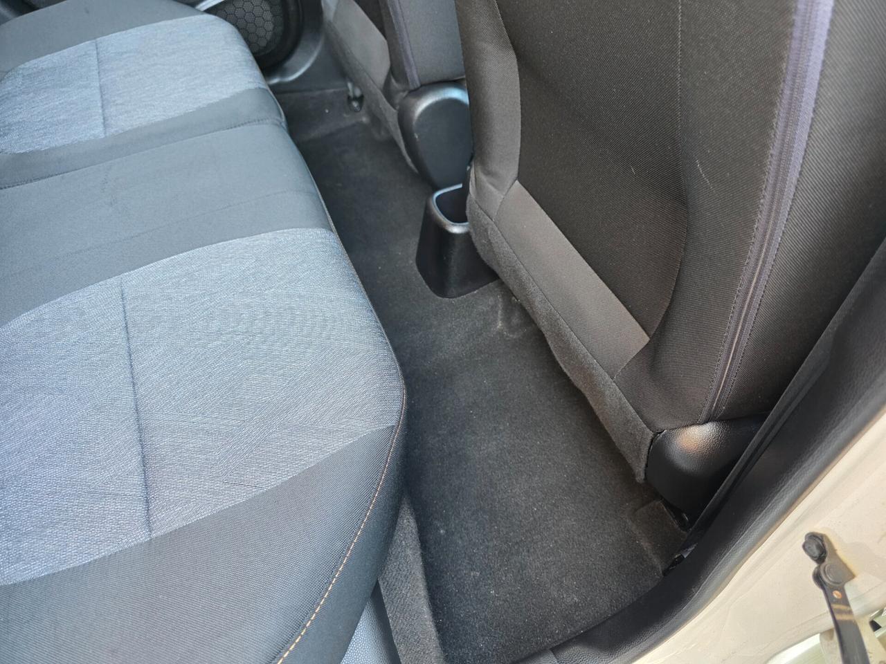 Kia Picanto 1.0 12V 5 porte Active per neopatentati