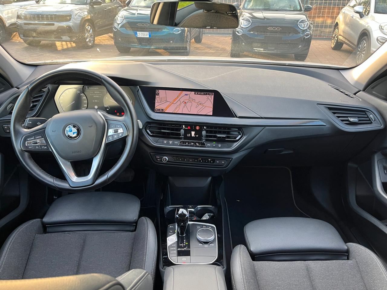 Bmw 116 116d 5p. Msport