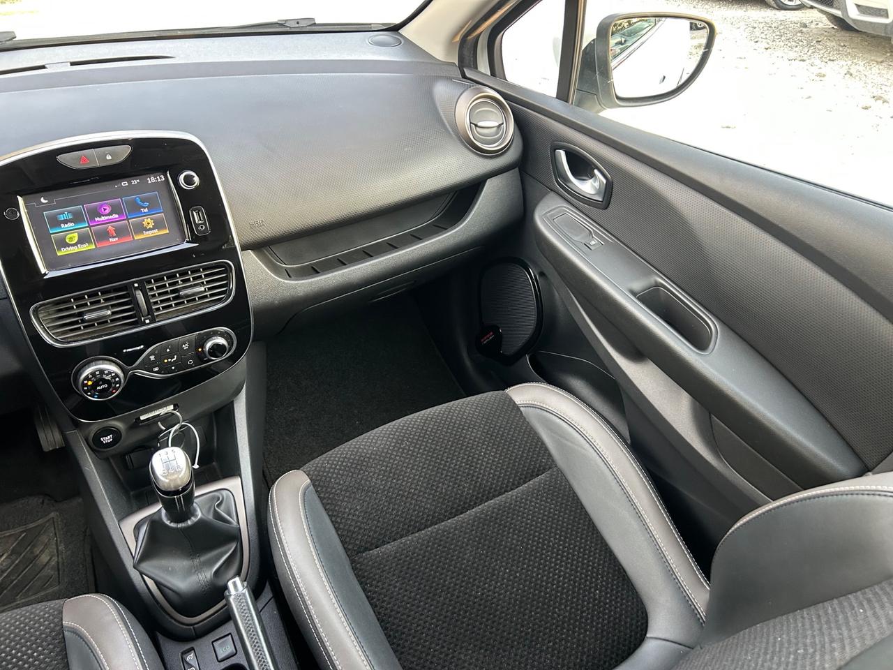 Renault Clio dCi 8V 90CV Start&Stop 5 porte Energy neopatentati