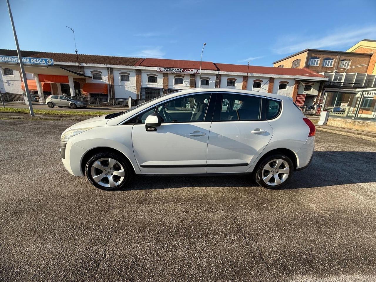 Peugeot 3008 1.6 HDi 112CV Business