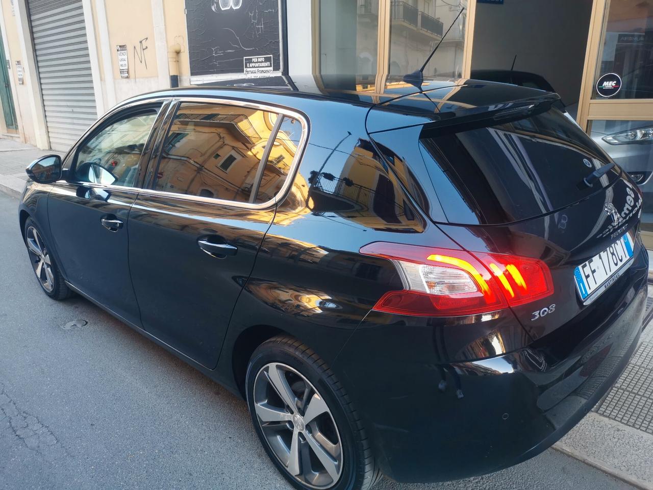 Peugeot 308 1600 BlueHDi 120 CV BERLINA ALLURE